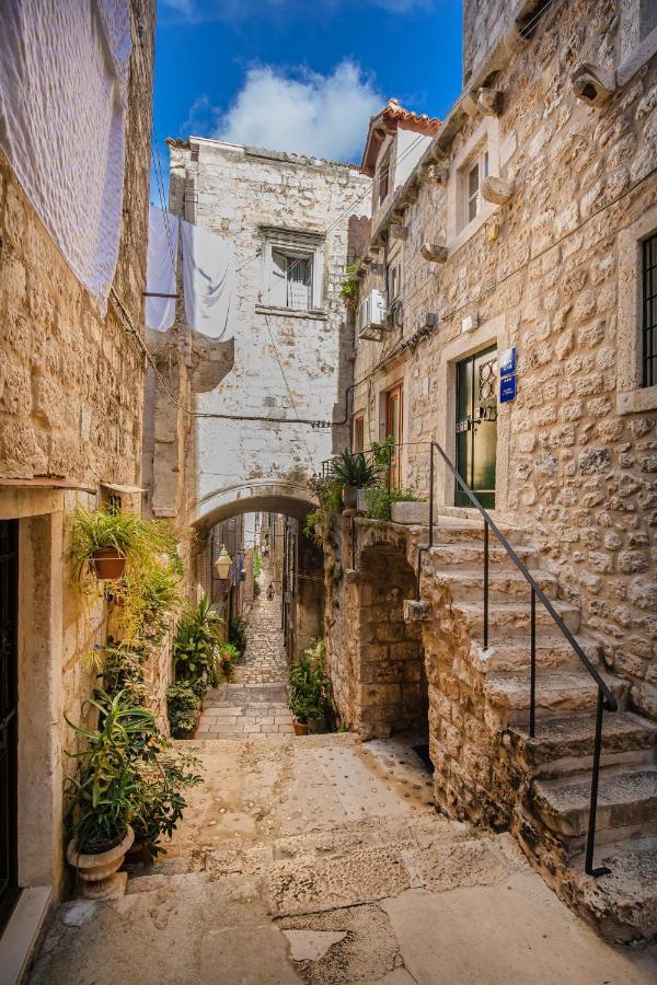 Rafael Rooms & Apartments Old Town By Duhomes Дубровник Экстерьер фото